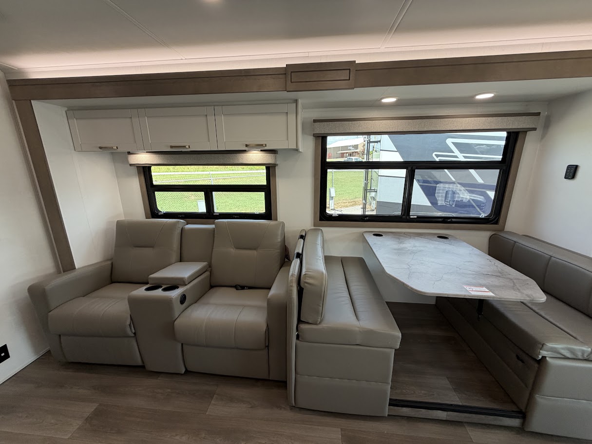 2027 JAYCO GREYHAWK 30Z - Image 17