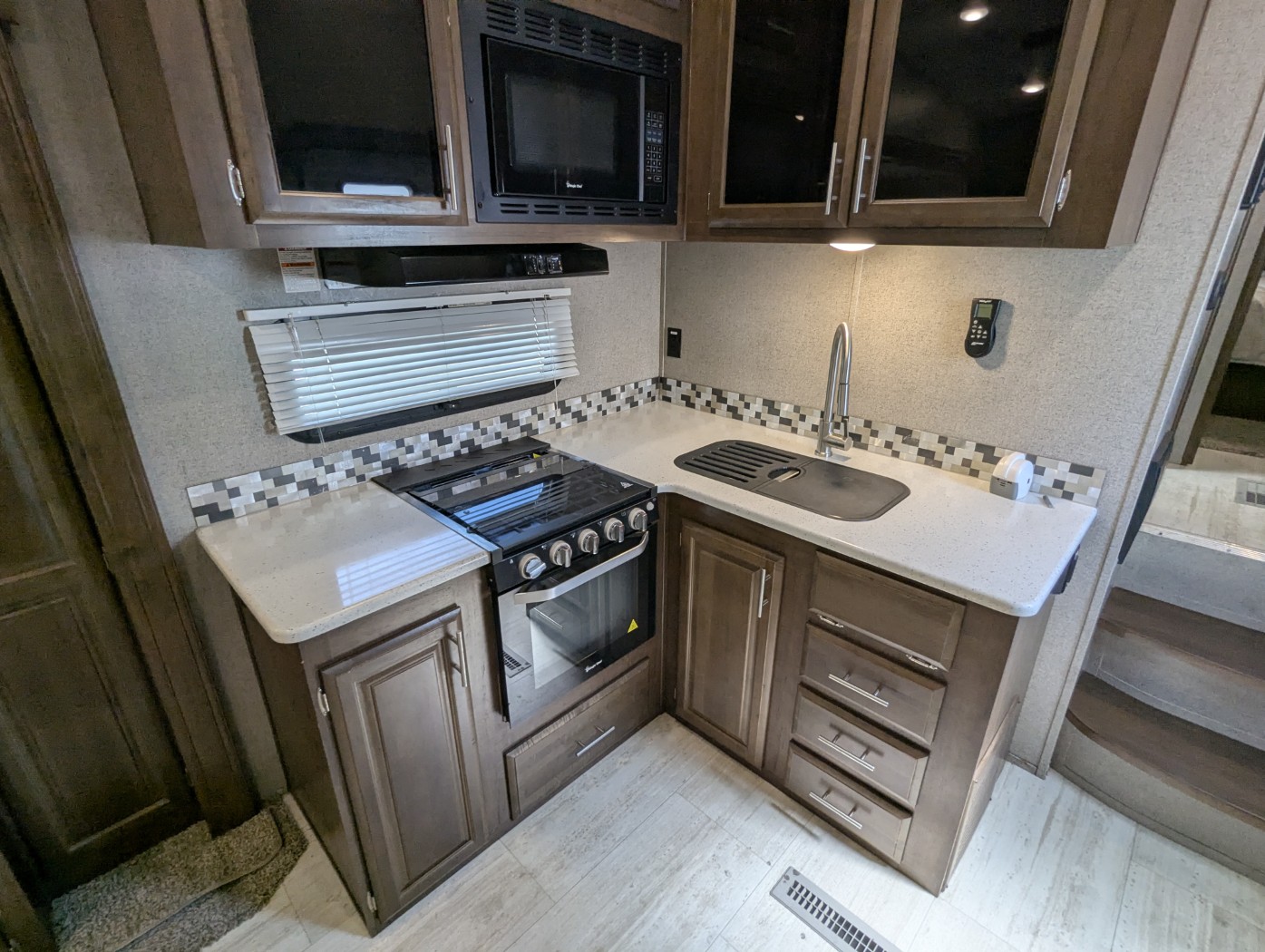 2020 Forest River Rockwood Ultra Lite 2650WS - Image 30