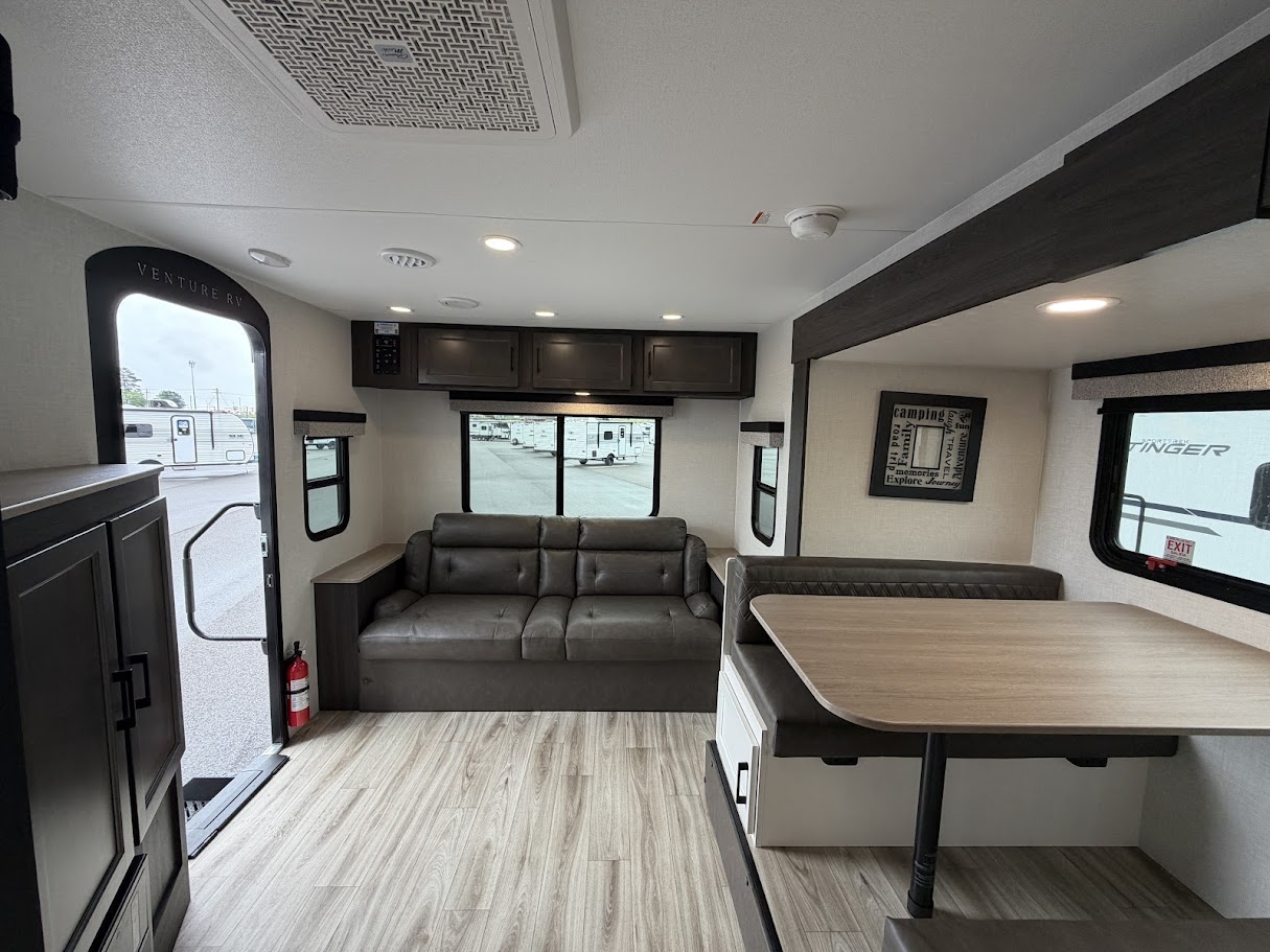 2026 VENTURE RV SPORTTREK STINGER 232VRL - Image 48