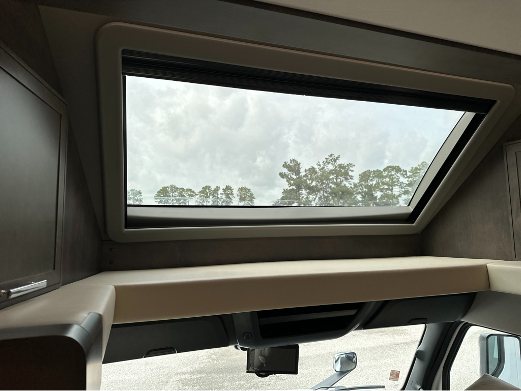 2027 ENTEGRA COACH CENTURION 39N - Image 29