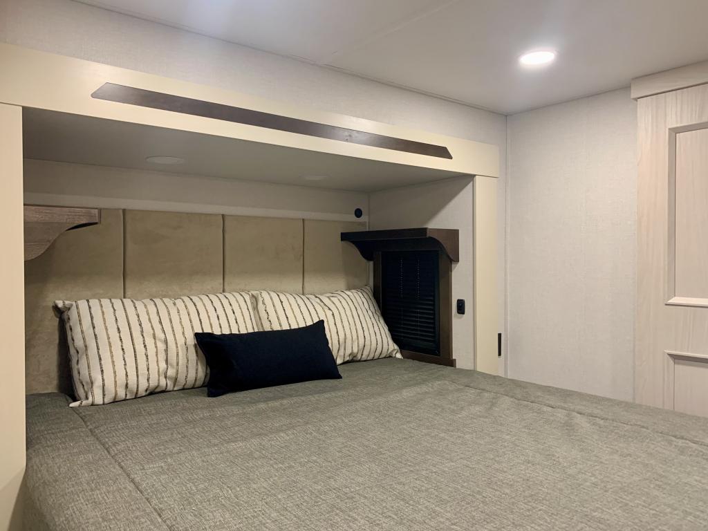 2026 FOREST RIVER 38DB - Image 35