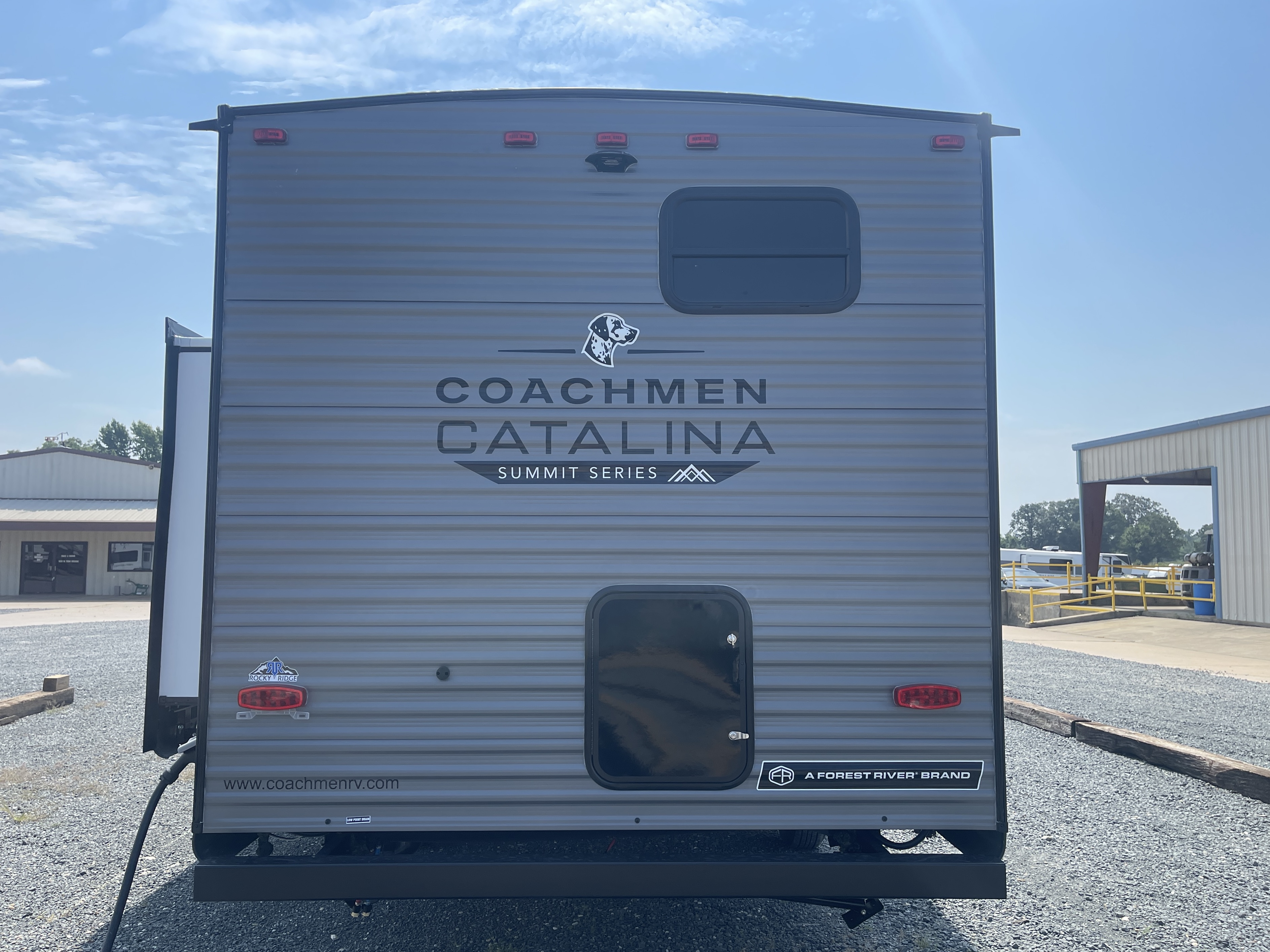 2027 Coachmen Catalina Summit Series 8 261BHS - Image 6