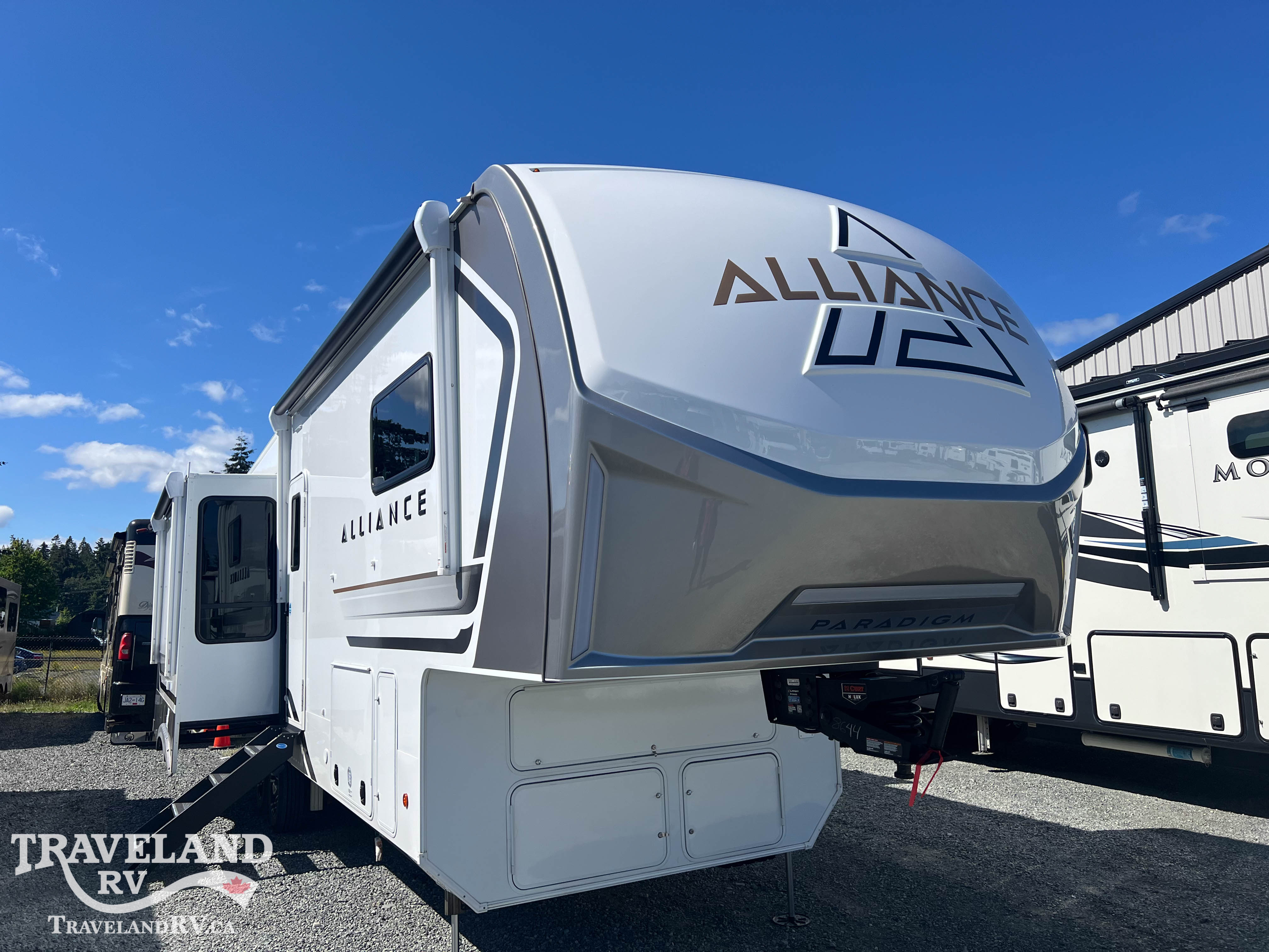 2027 Alliance RV Paradigm 312RK - Image 1