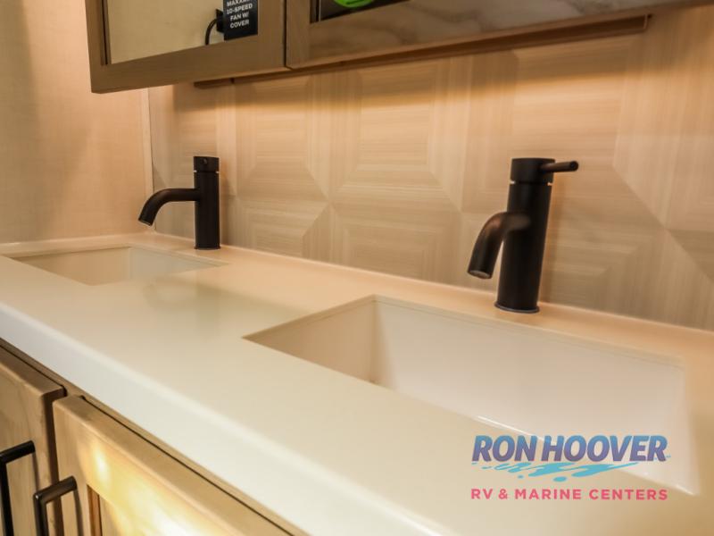 2026 FOREST RIVER 401CFB - Image 35