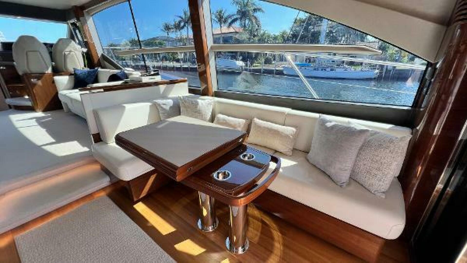 2019 Princess F62 - Image 10
