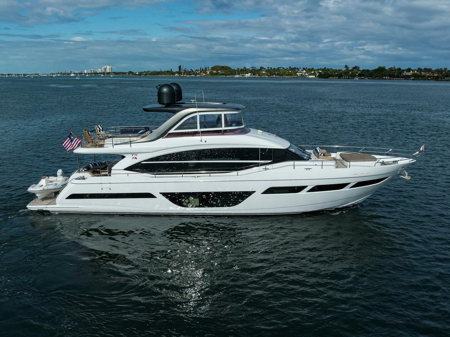 2003 Jupiter 31 Cuddy - Image 206