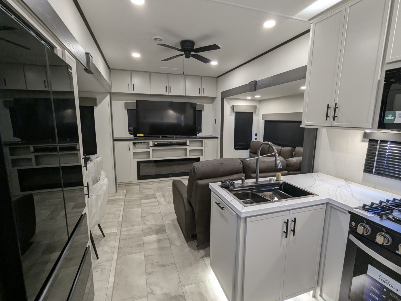 2026 Prime Time Sanibel 34LOUNGE - Image 16