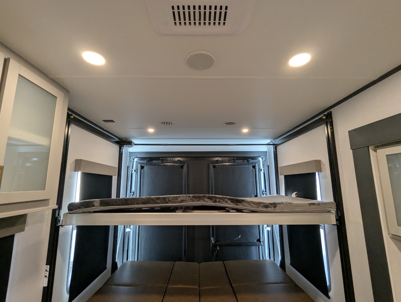 2027 Forest River Stealth 3300 - Image 31