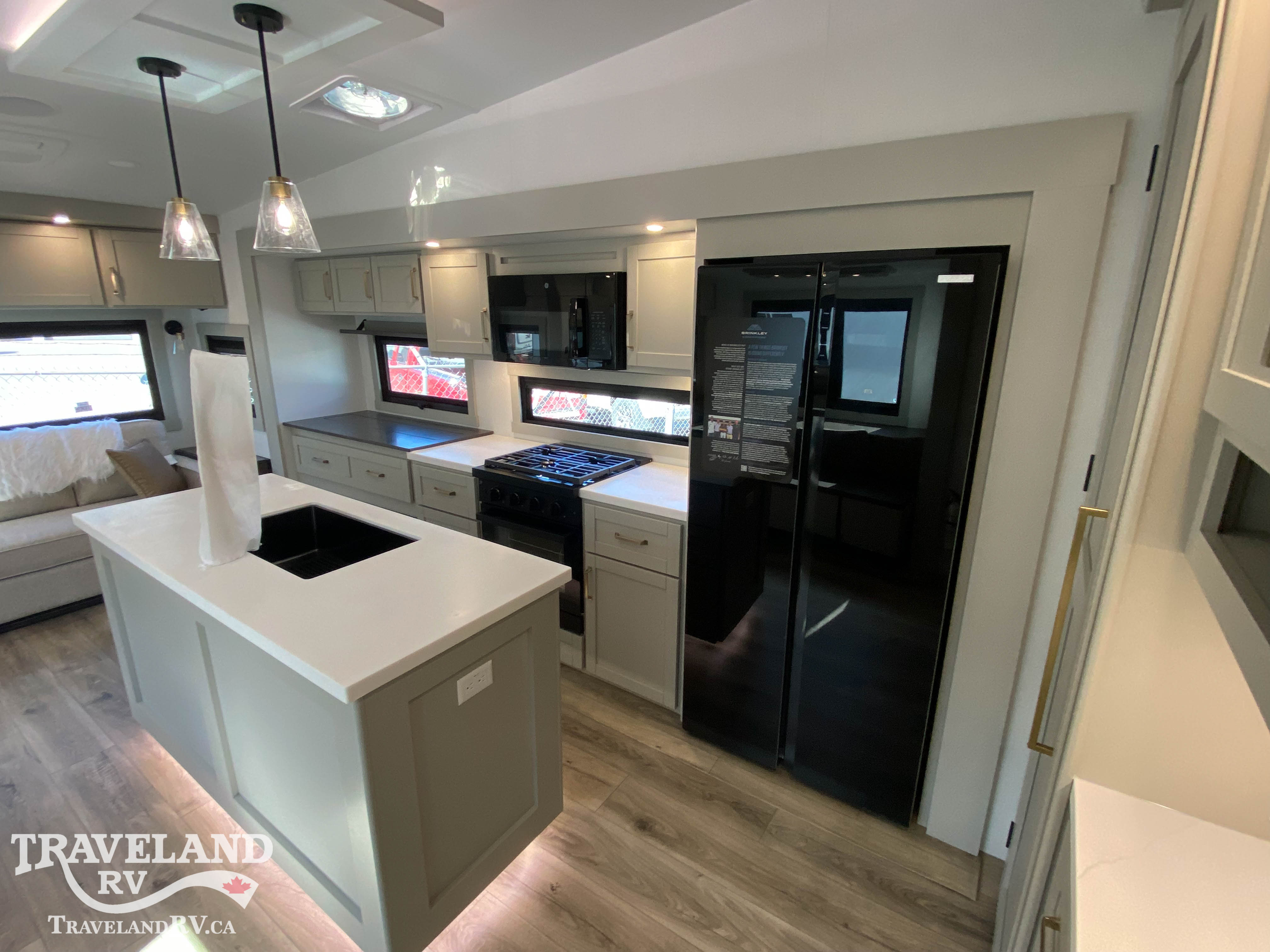 2026 Brinkley RV Model Z 2900 - Image 6