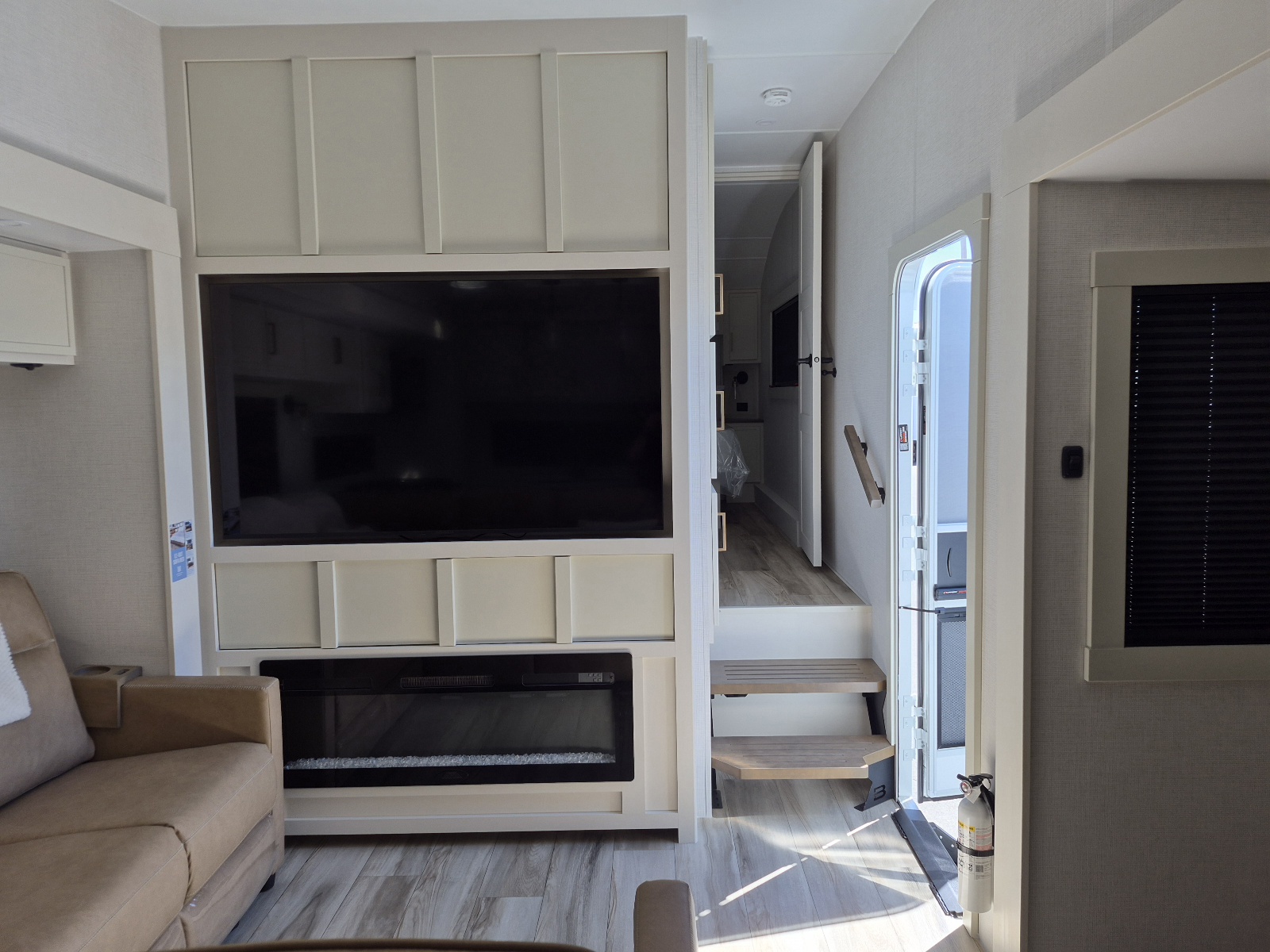 2027 Brinkley RV Model Z 2700 - Image 8