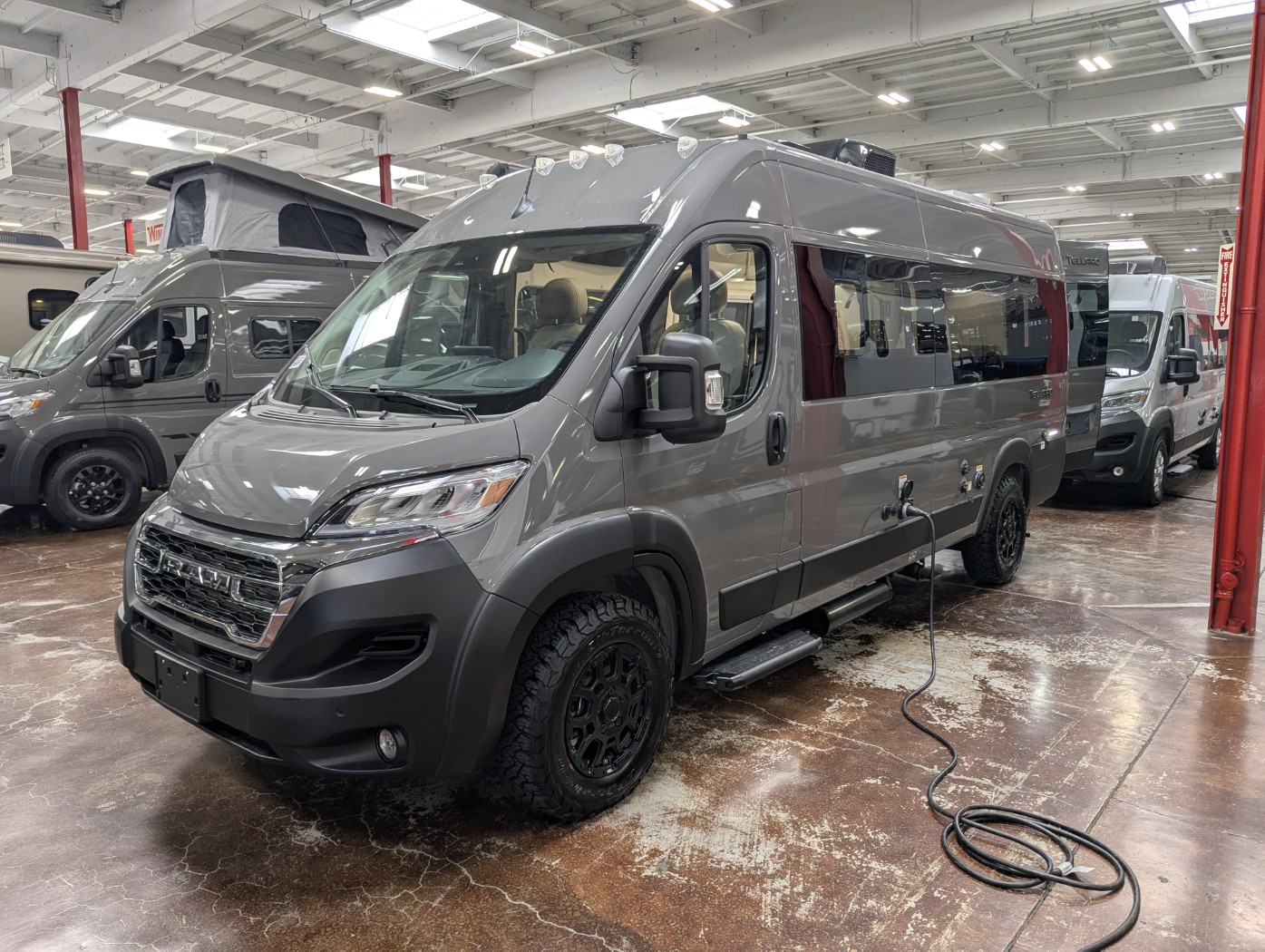 2027 Thor Motor Coach Tellaro 20L - Image 3
