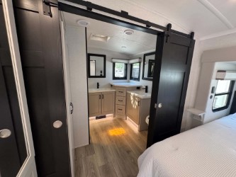 2026 JAYCO NORTH POINT 382FLRB - Image 16