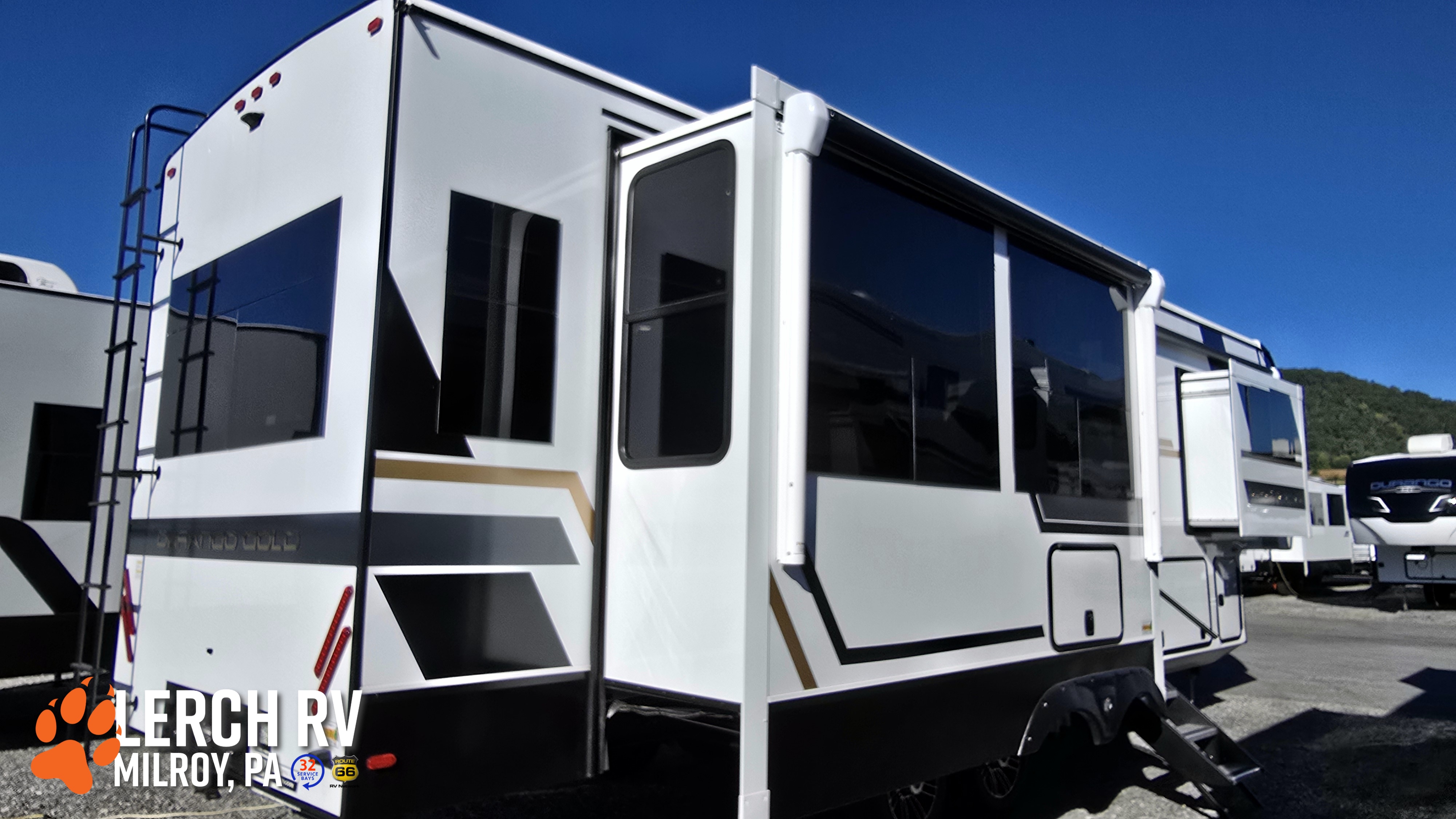 2027 KZ RV Durango Gold G310RLQ - Image 14