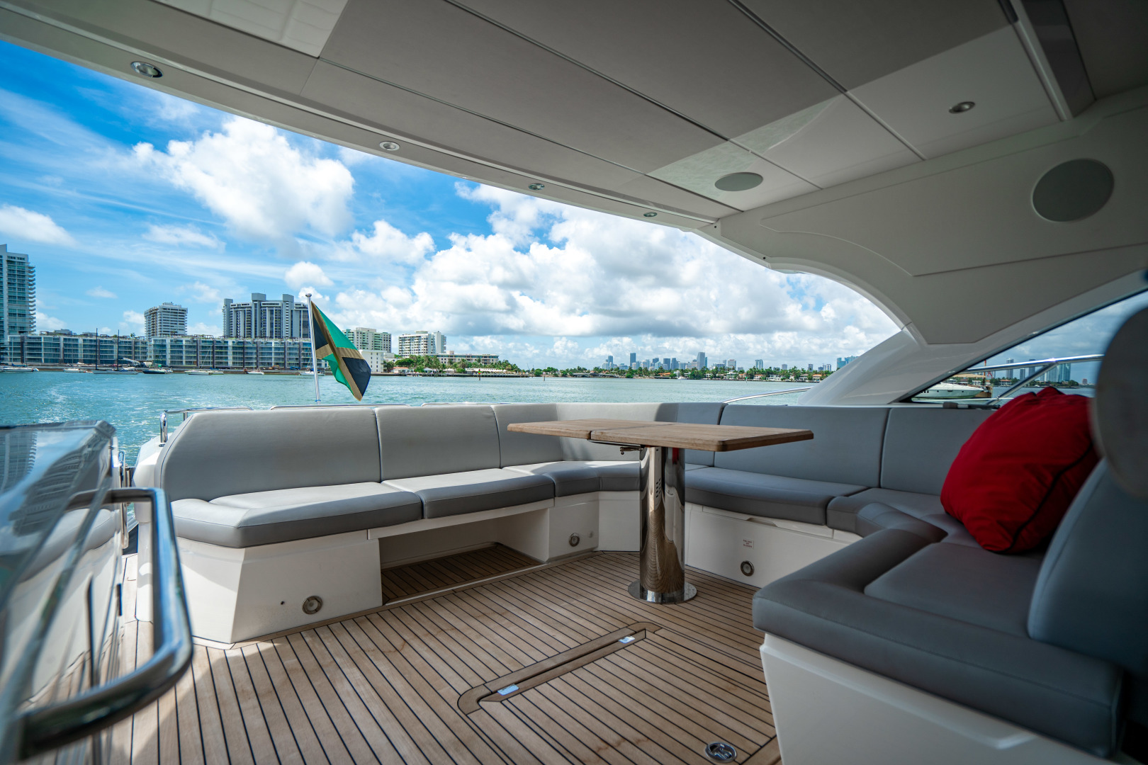 2019 Sunseeker Predator - Image 20