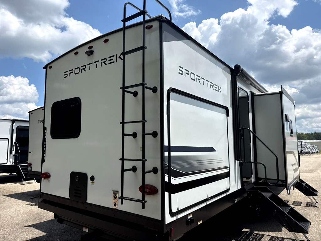 2027 VENTURE RV SPORTTREK 333VIK - Image 4