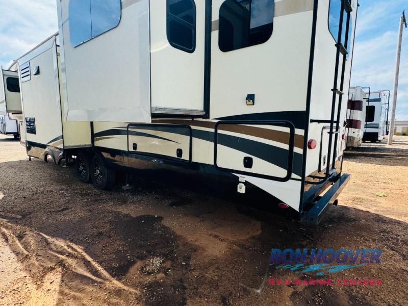 2017 JAYCO NORTHPOINT 387RDFS - Image 25