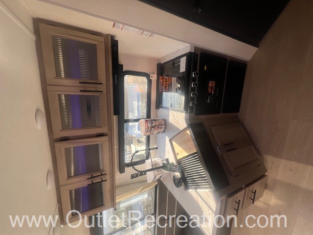 2026 CHEROKEE GREY WOLF 26BRB - Image 9