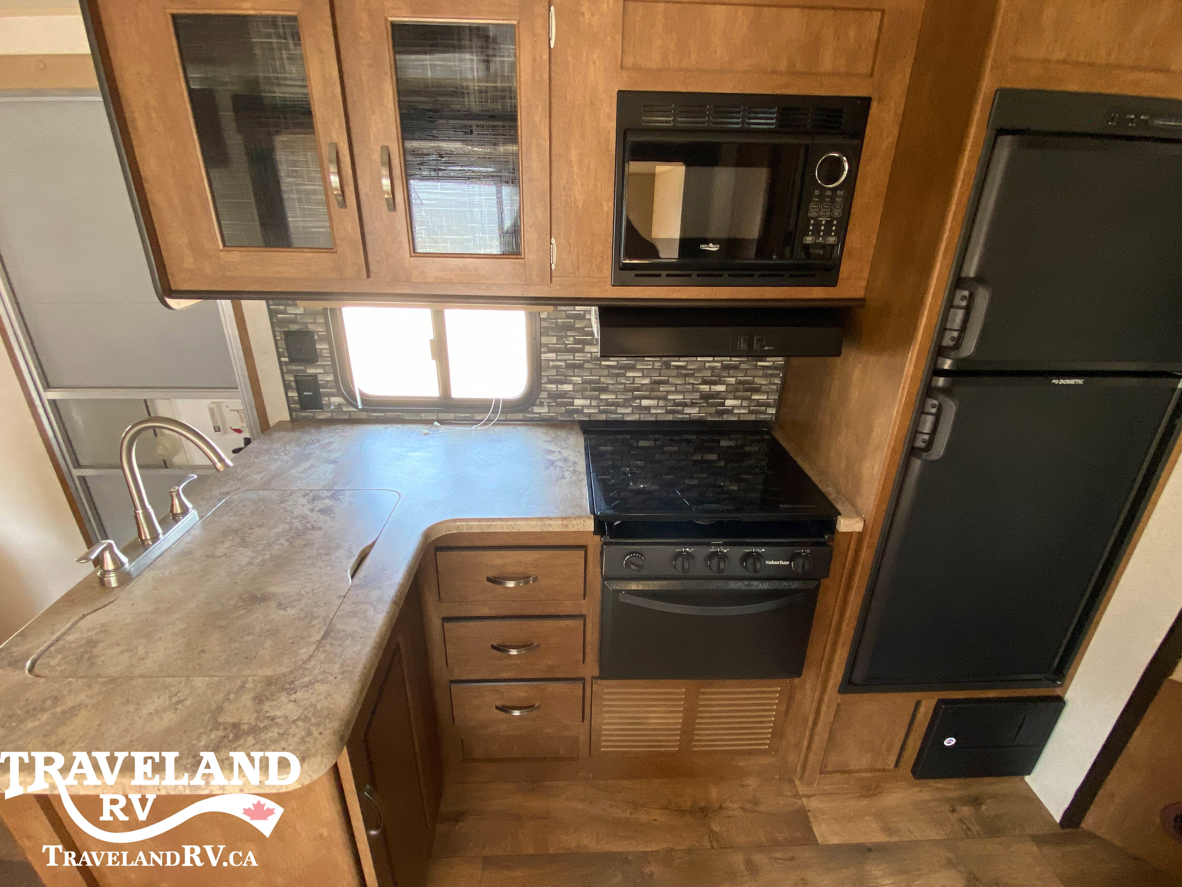 2018 Forest River Salem Cruise Lite Northwest Edition 243BHXL - Image 8
