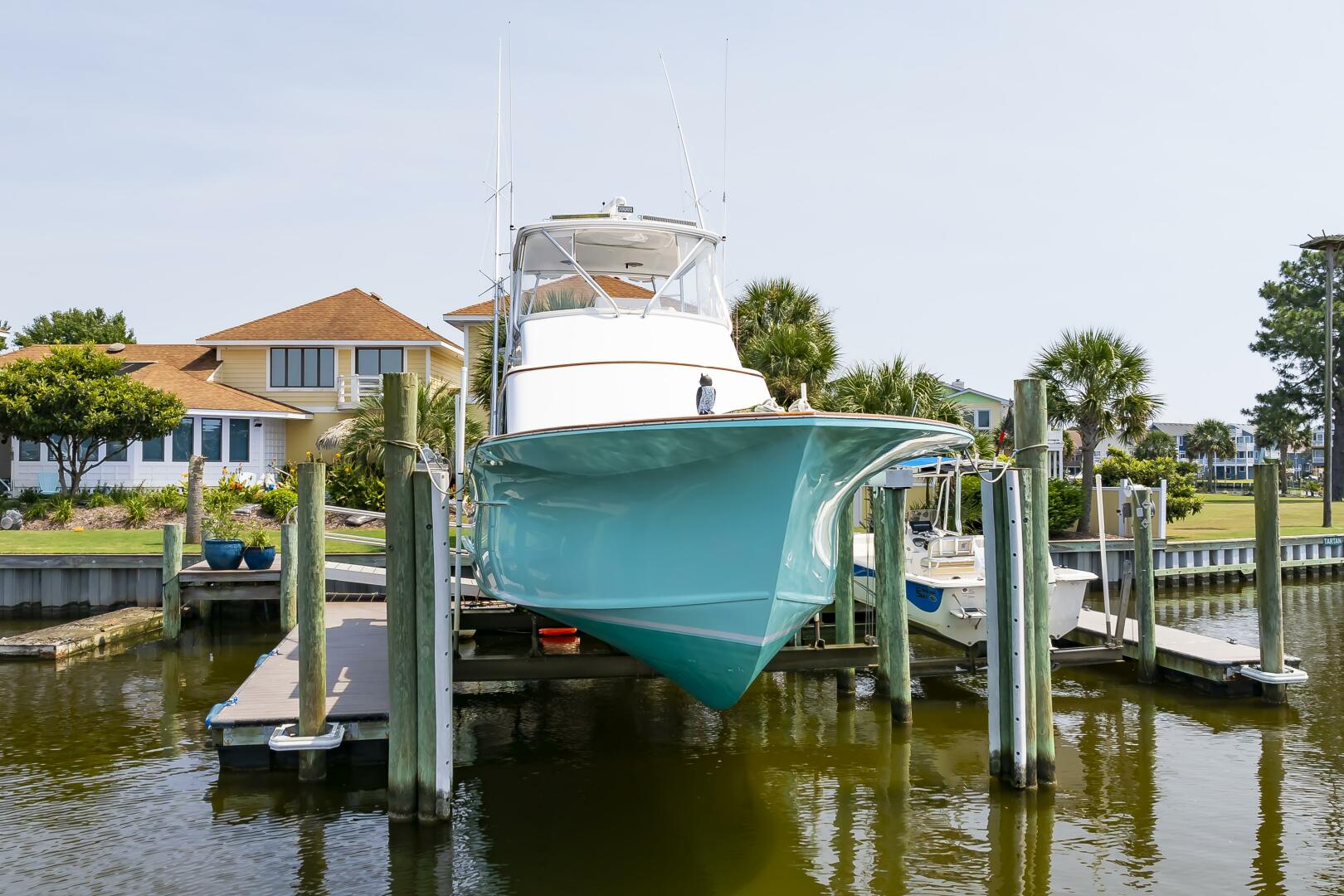 1994 Custom Carolina 43 Blackwell Convertible - Image 85