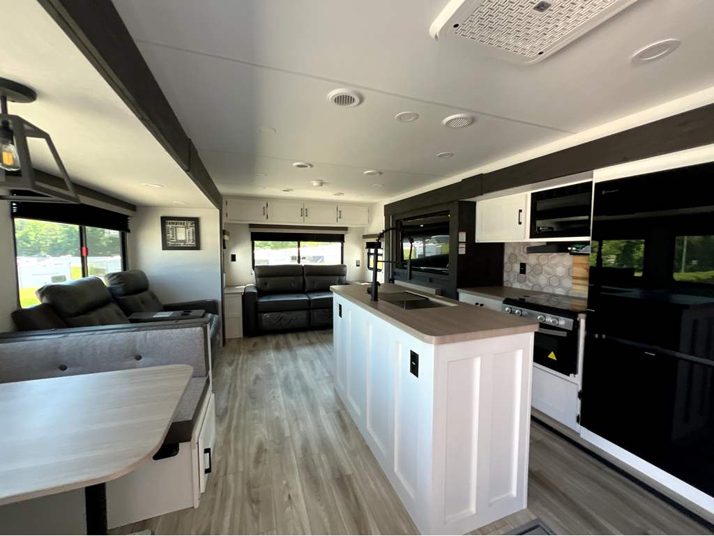 2026 VENTURE RV SIENNA 293VIK - Image 5