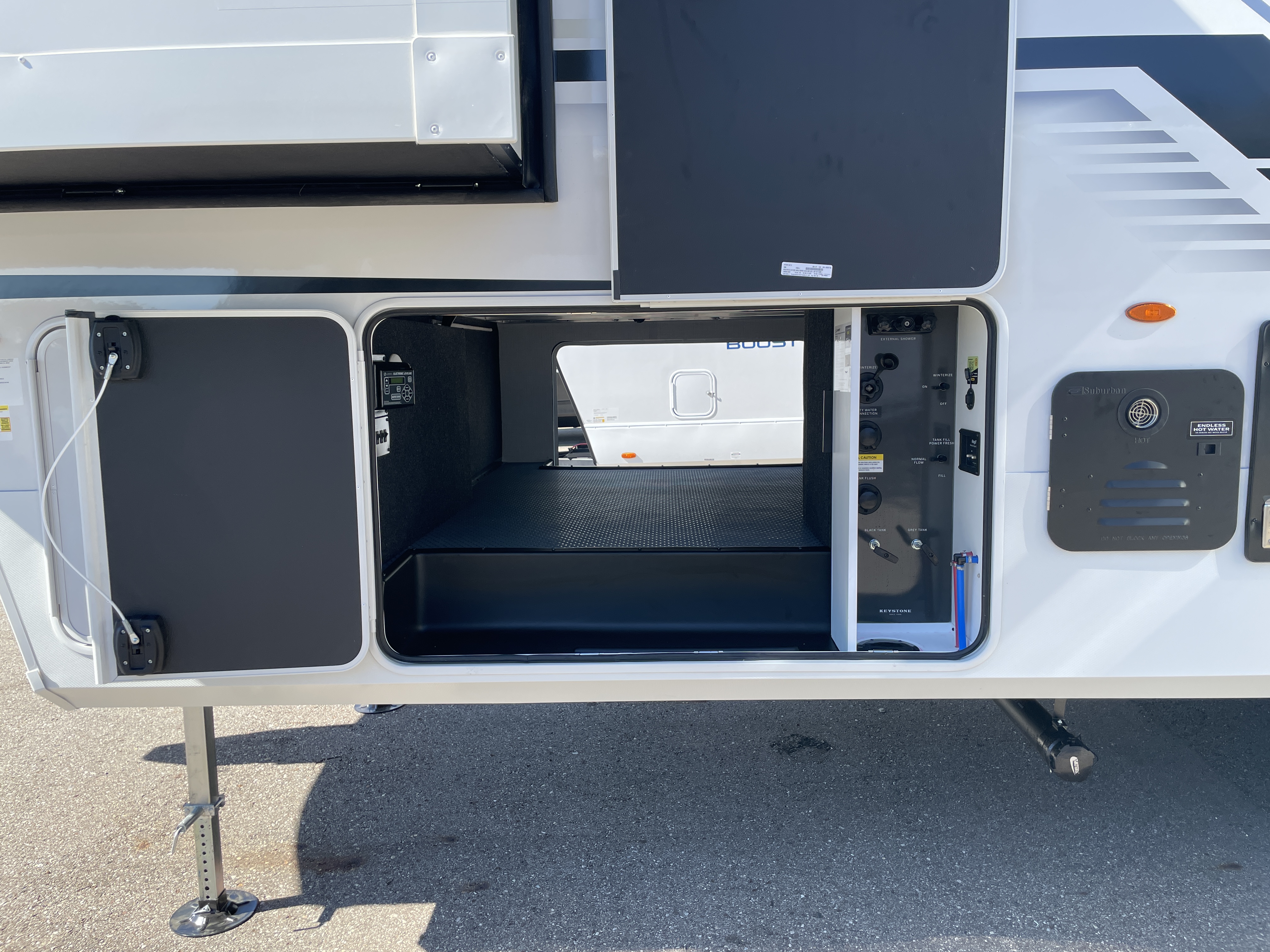 2027 Keystone Cougar 260MLE - Image 6