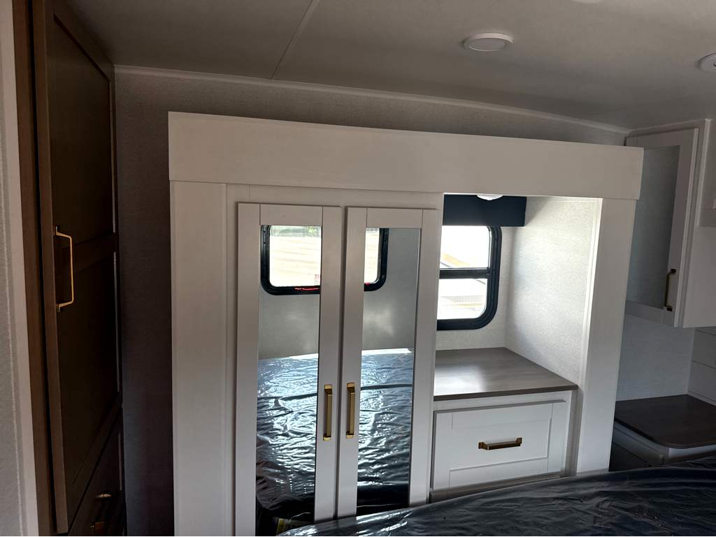 2027 JAYCO EAGLE SLE 24MLE - Image 23