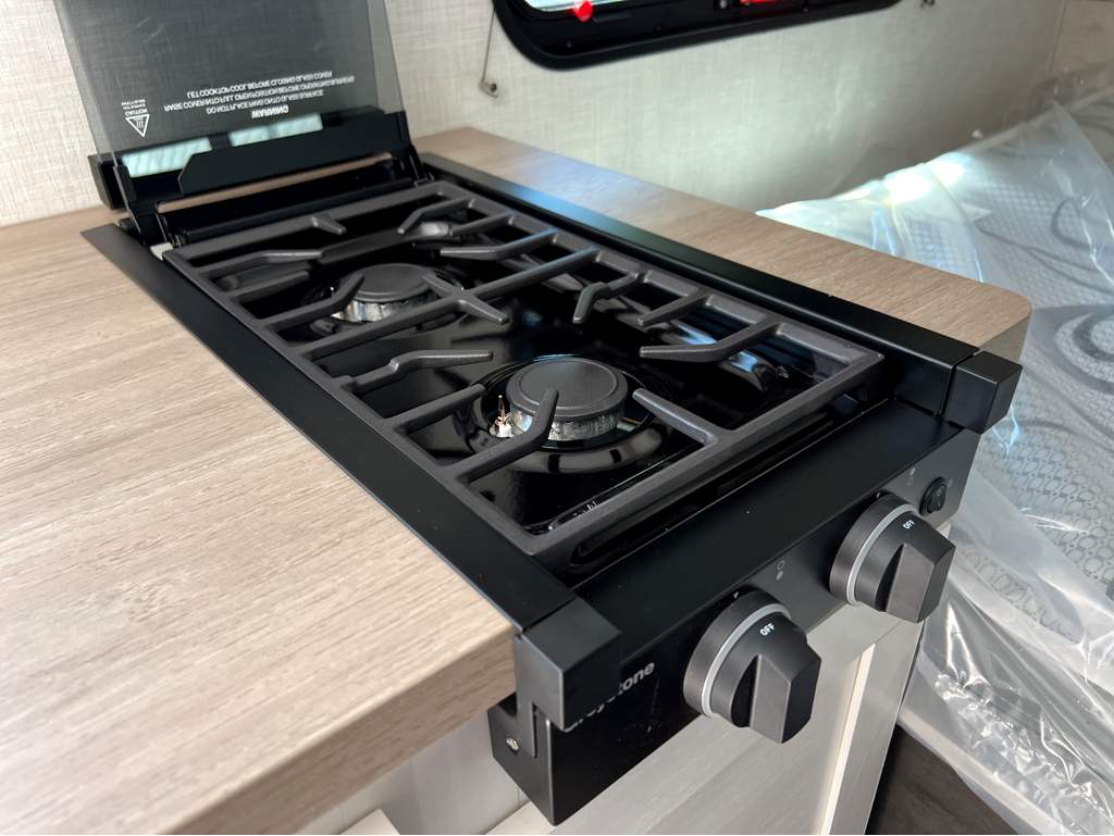 2026 VENTURE RV SIENNA 140VFD - Image 9