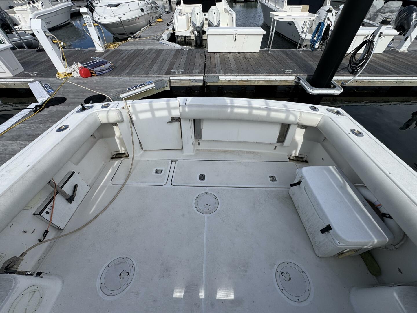 1999 Tiara Yachts 2900 Open - Image 9