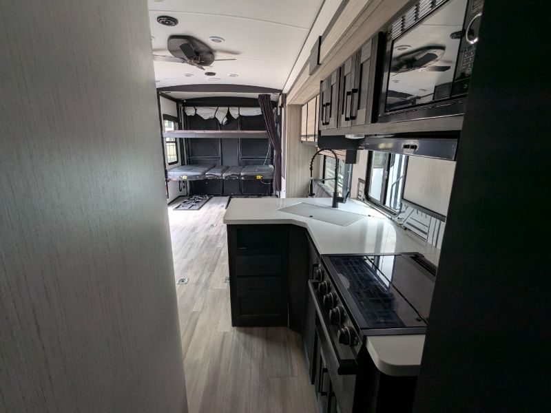 2023 Cruiser RV Stryker ST-2916 - Image 19