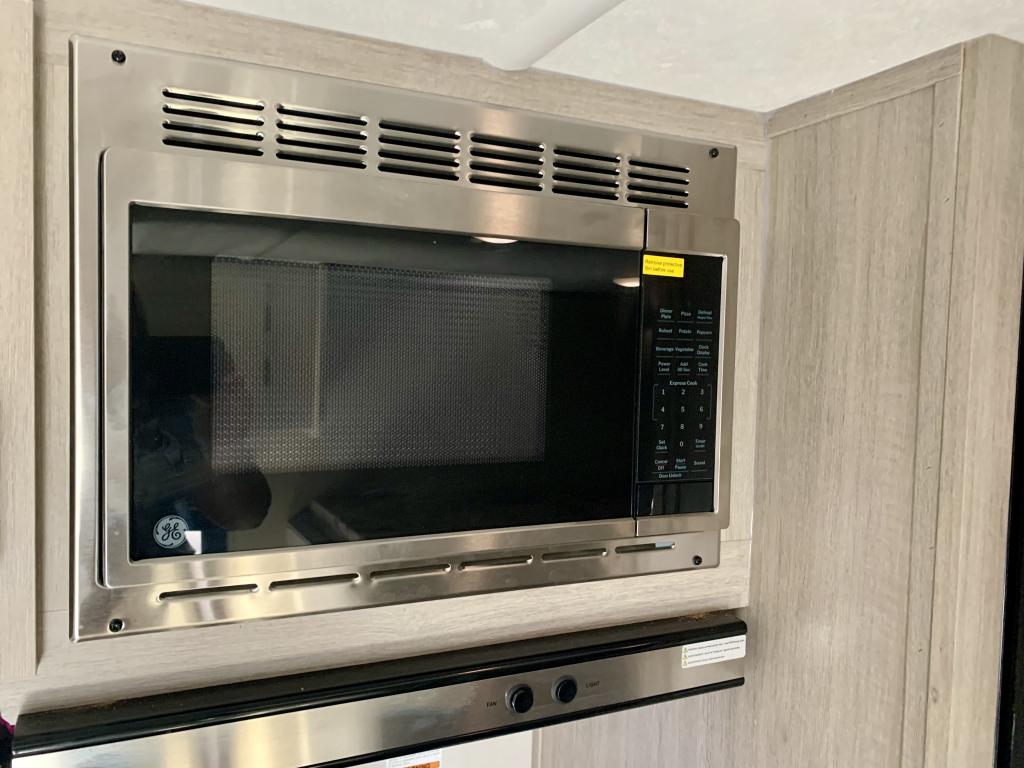 2026 COACHMEN 164BHX - Image 9