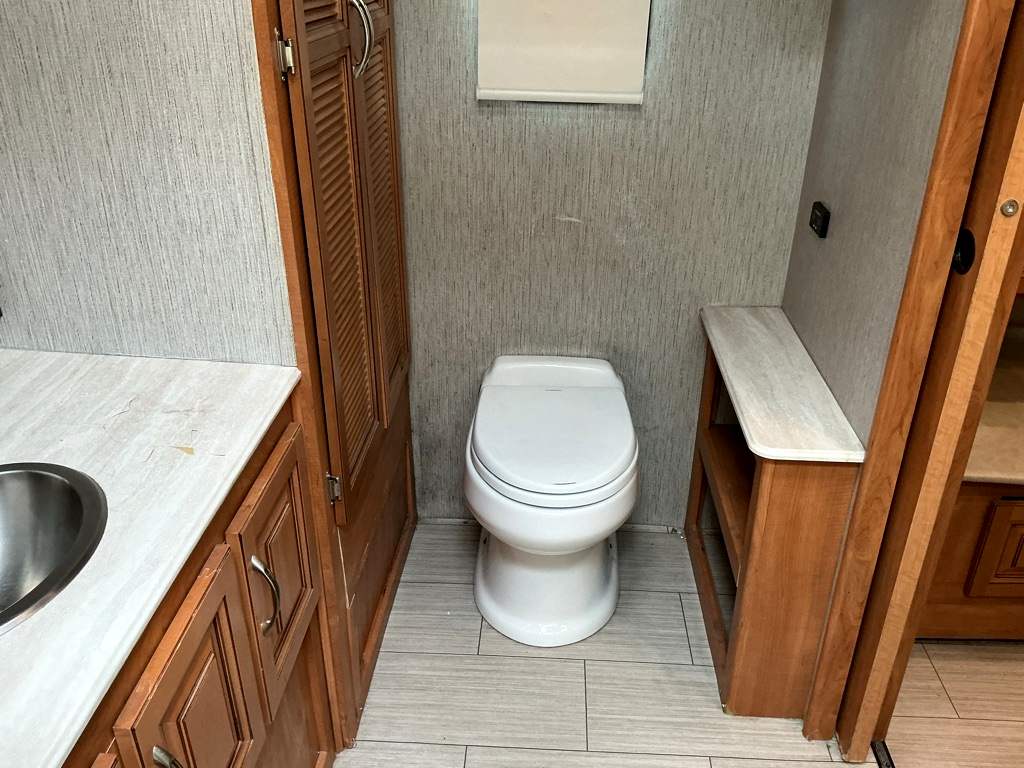 2019 NEXUS 37XCE - Image 26