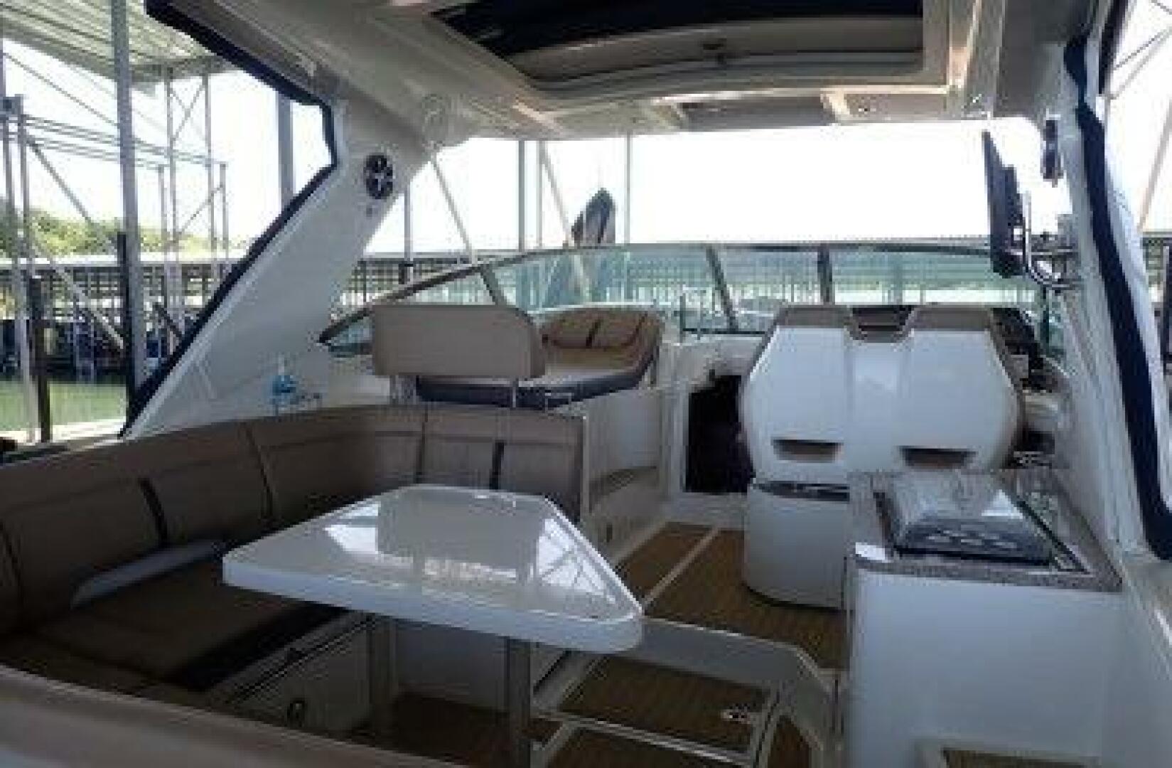 2016 Sea Ray Sundancer 350 - Image 53