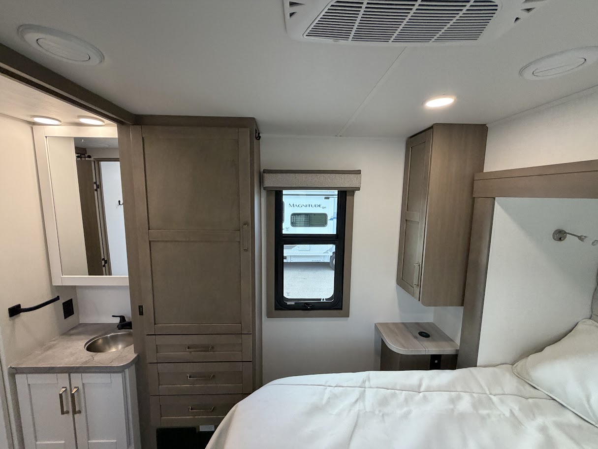 2027 JAYCO GREYHAWK 30Z - Image 46