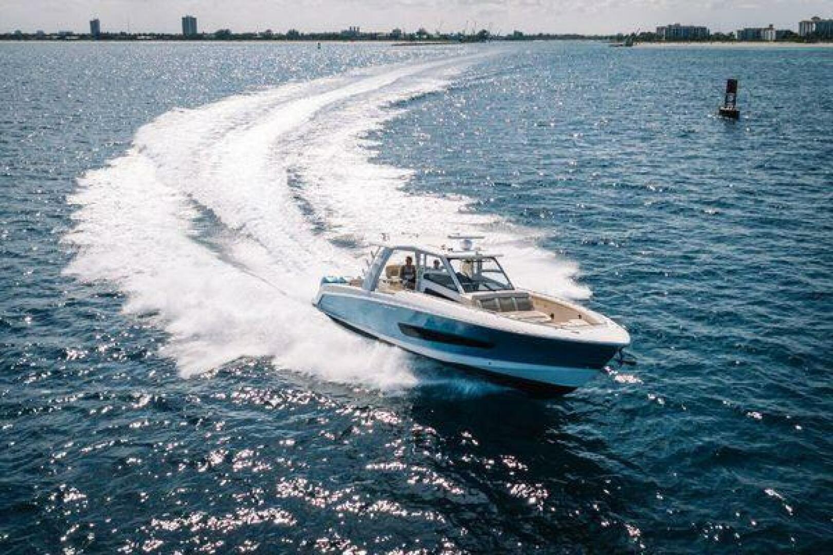 2017 Boston Whaler 42 Outrage - Image 3