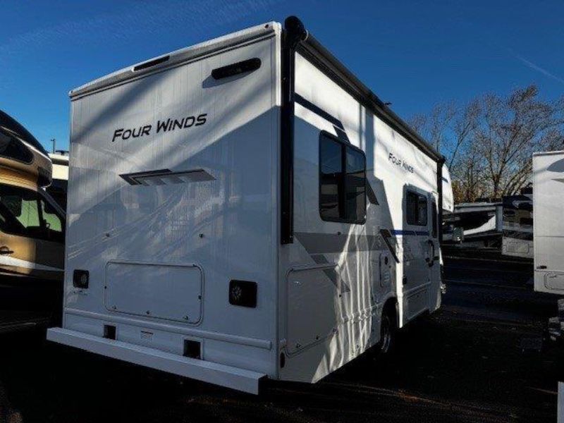 2026 Thor Motor Coach Four Winds 25Z - Image 4