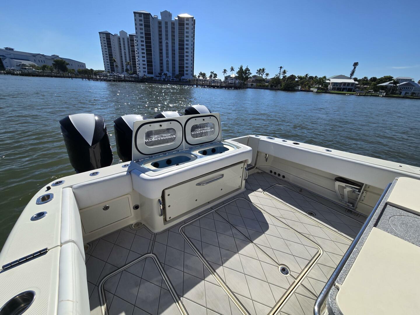 2018 HCB 42 Siesta - Image 18