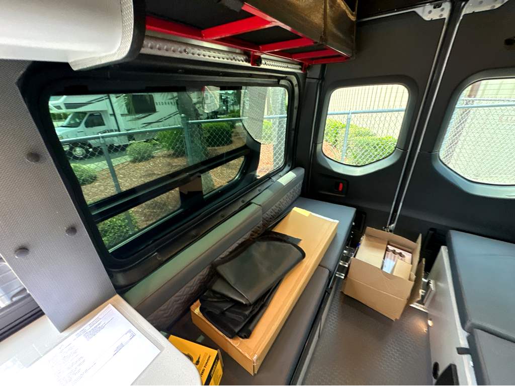 2026 AIRSTREAM INTERSTATE 19X - Image 14