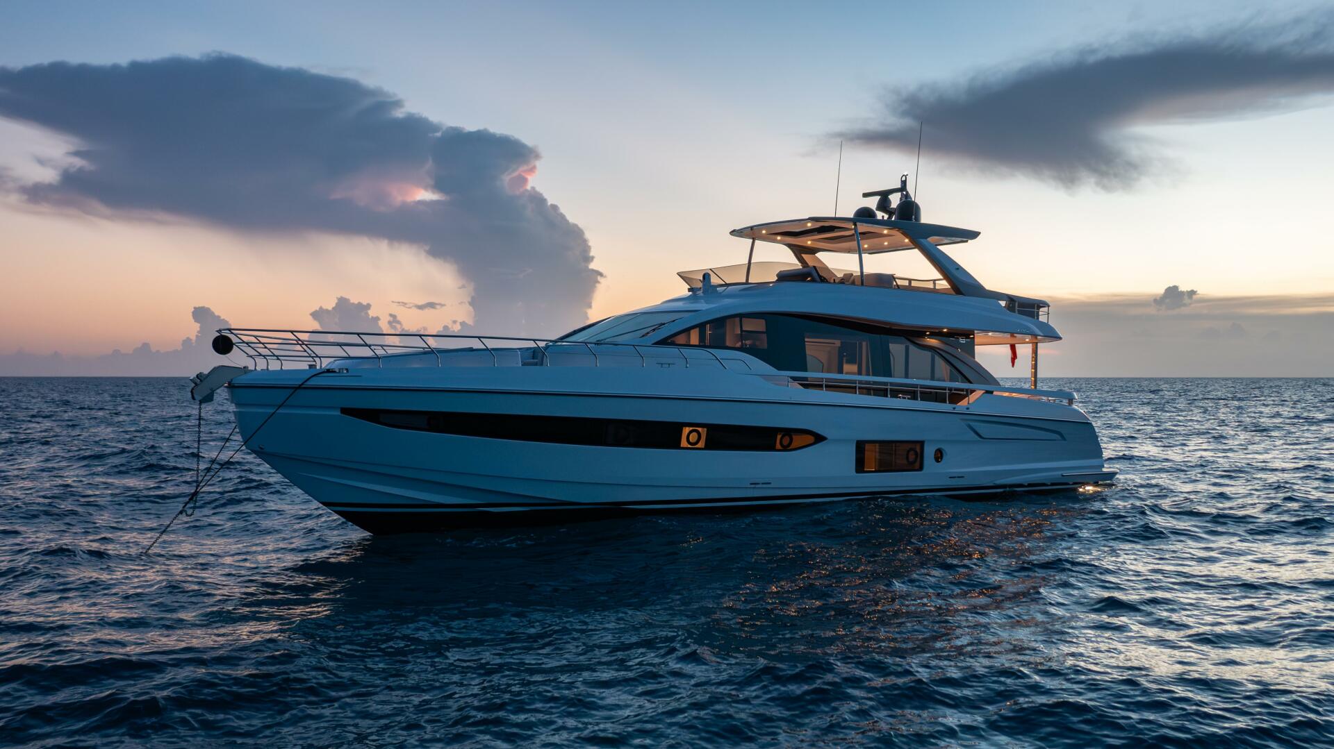 2022 Azimut 78 - Image 11