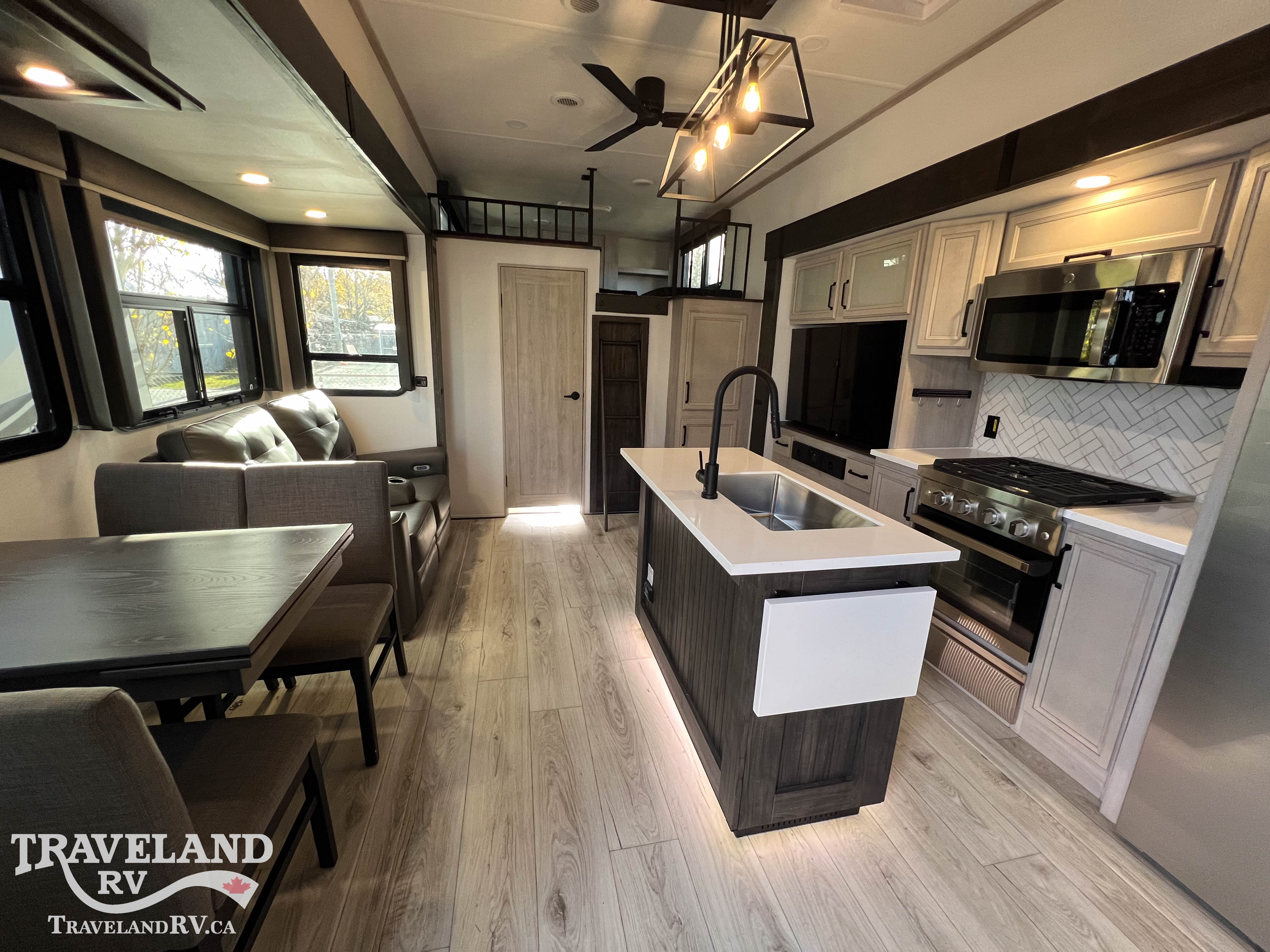 2025 Keystone Montana High Country 381TB - Image 7