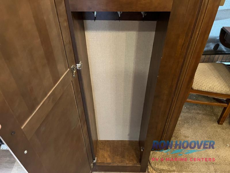 2016 FOREST RIVER 3875FB - Image 32