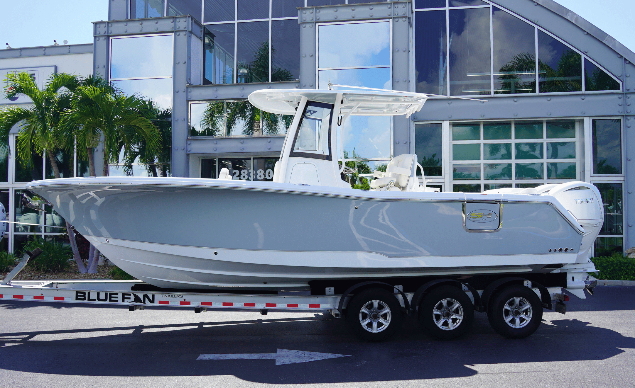 2027 SEA HUNT ULTRA 265SE - Image 1