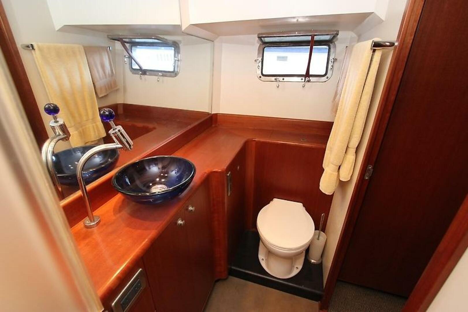 2006 Huckins 56 Linwood - Image 43