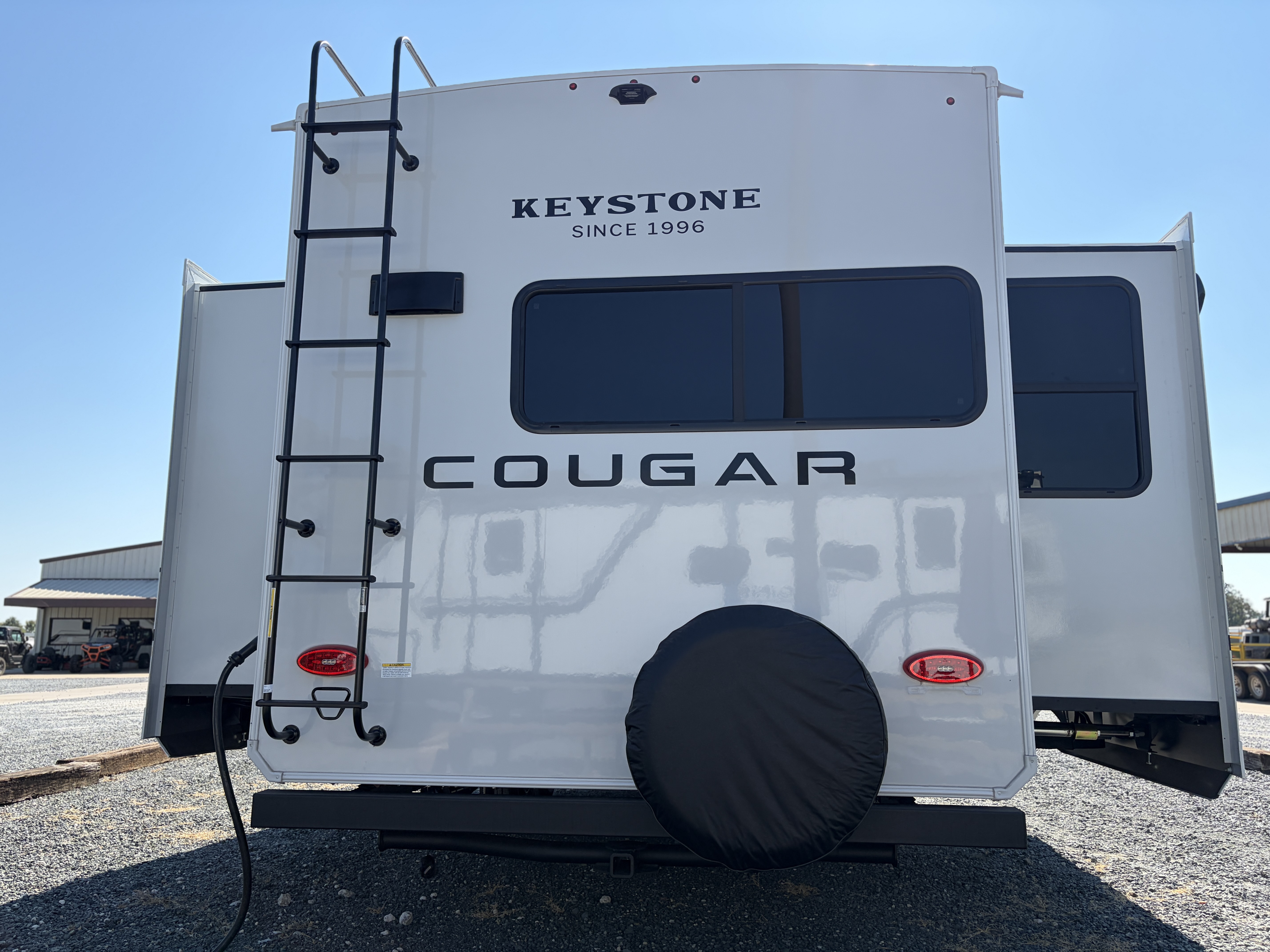 2027 Keystone COUGAR HALF-TON 29RKE - Image 6