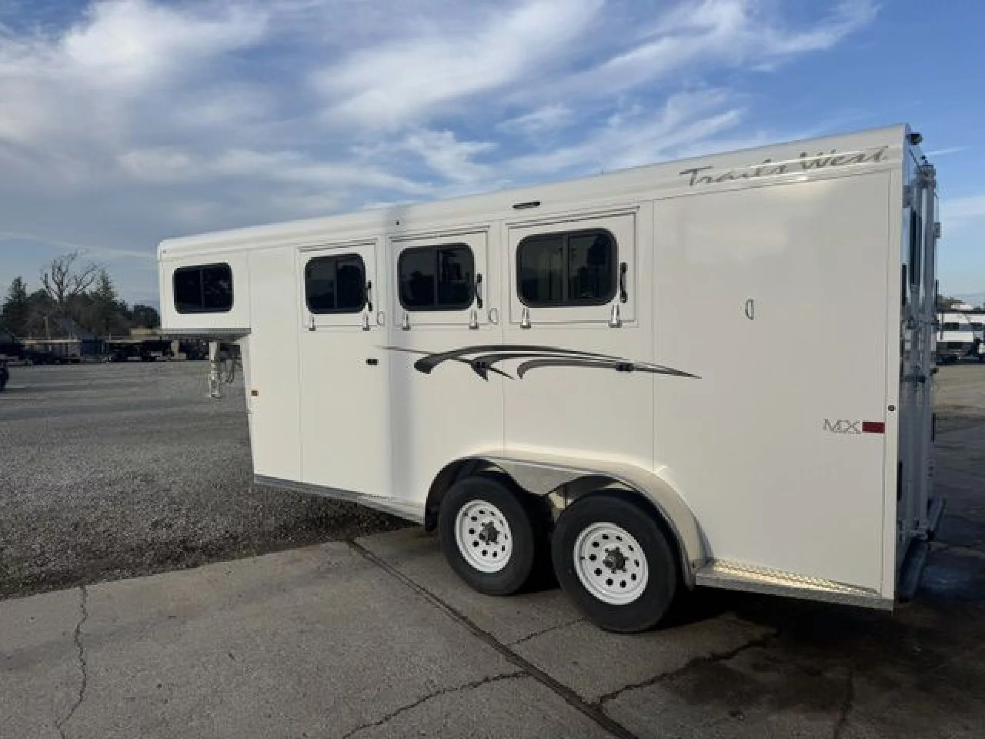 2023 TRAILS WEST ADVENTURE MX 3 HORSE GOOSENECK 3H GN - Image 4