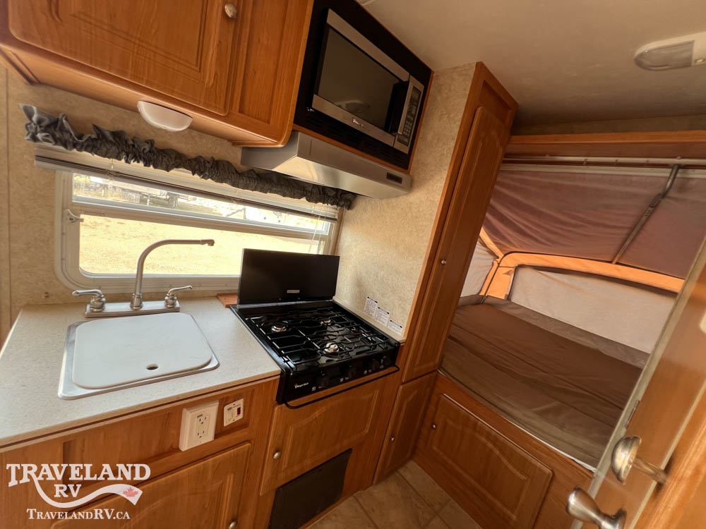 2008 Forest River SURVEYOR SV180T HANDYMAN SPECIAL - Image 13