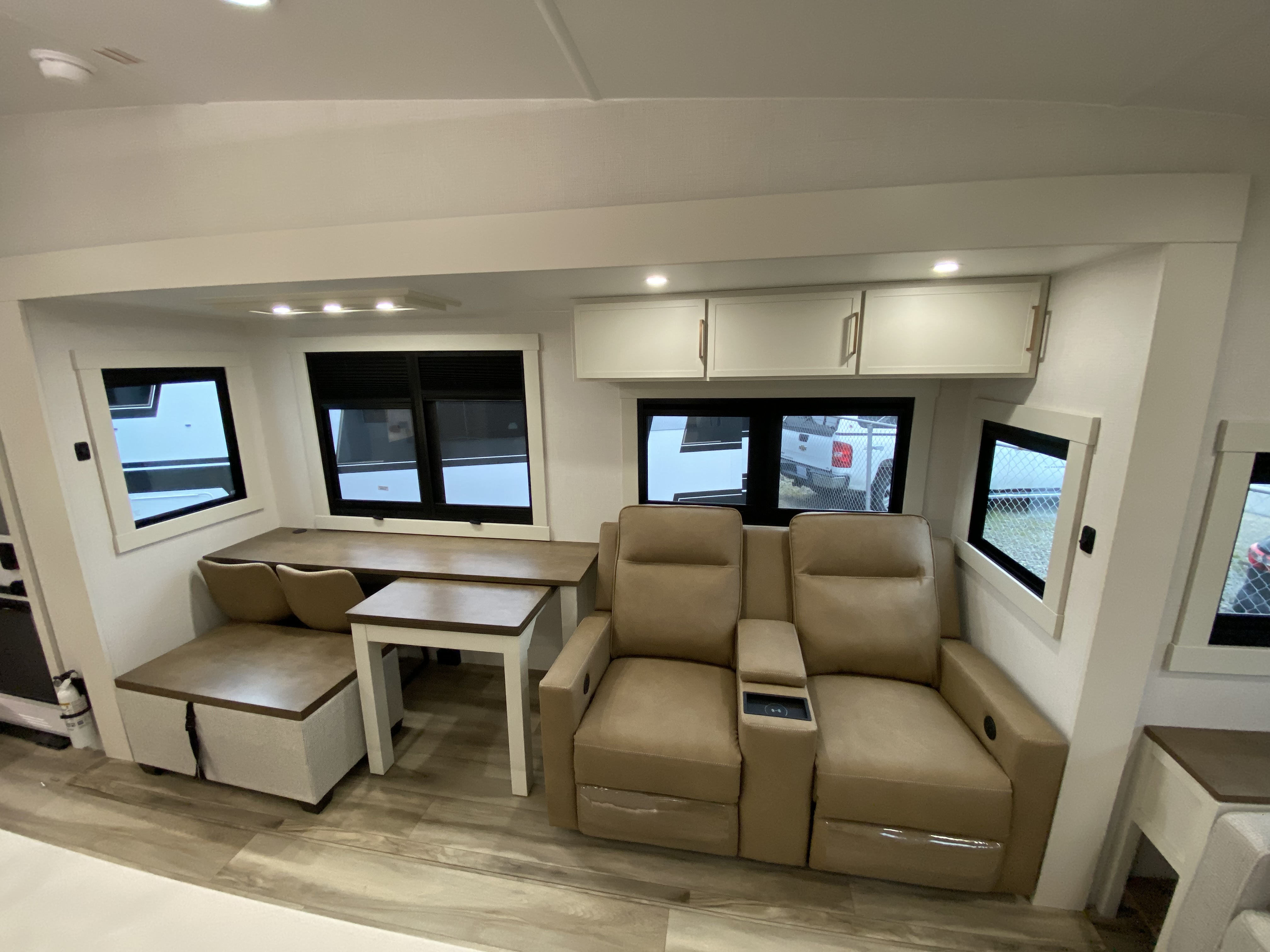 2027 Brinkley RV Model Z 3100 - Image 16