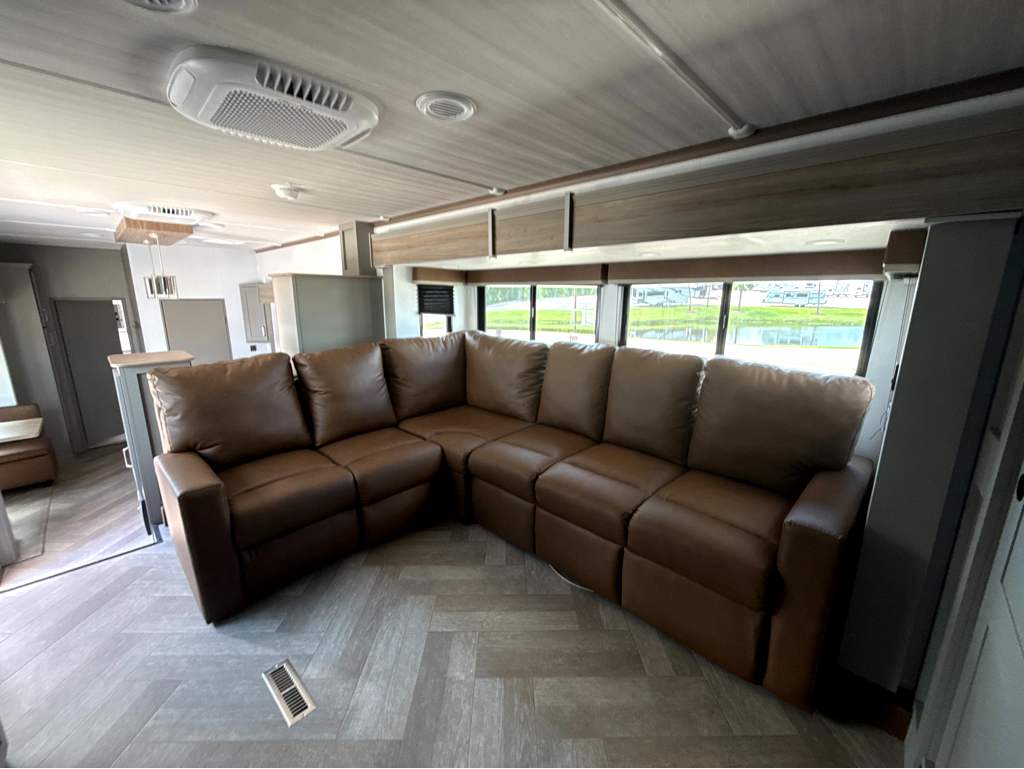 2026 Keystone SPRINTER 3800FLB - Image 8