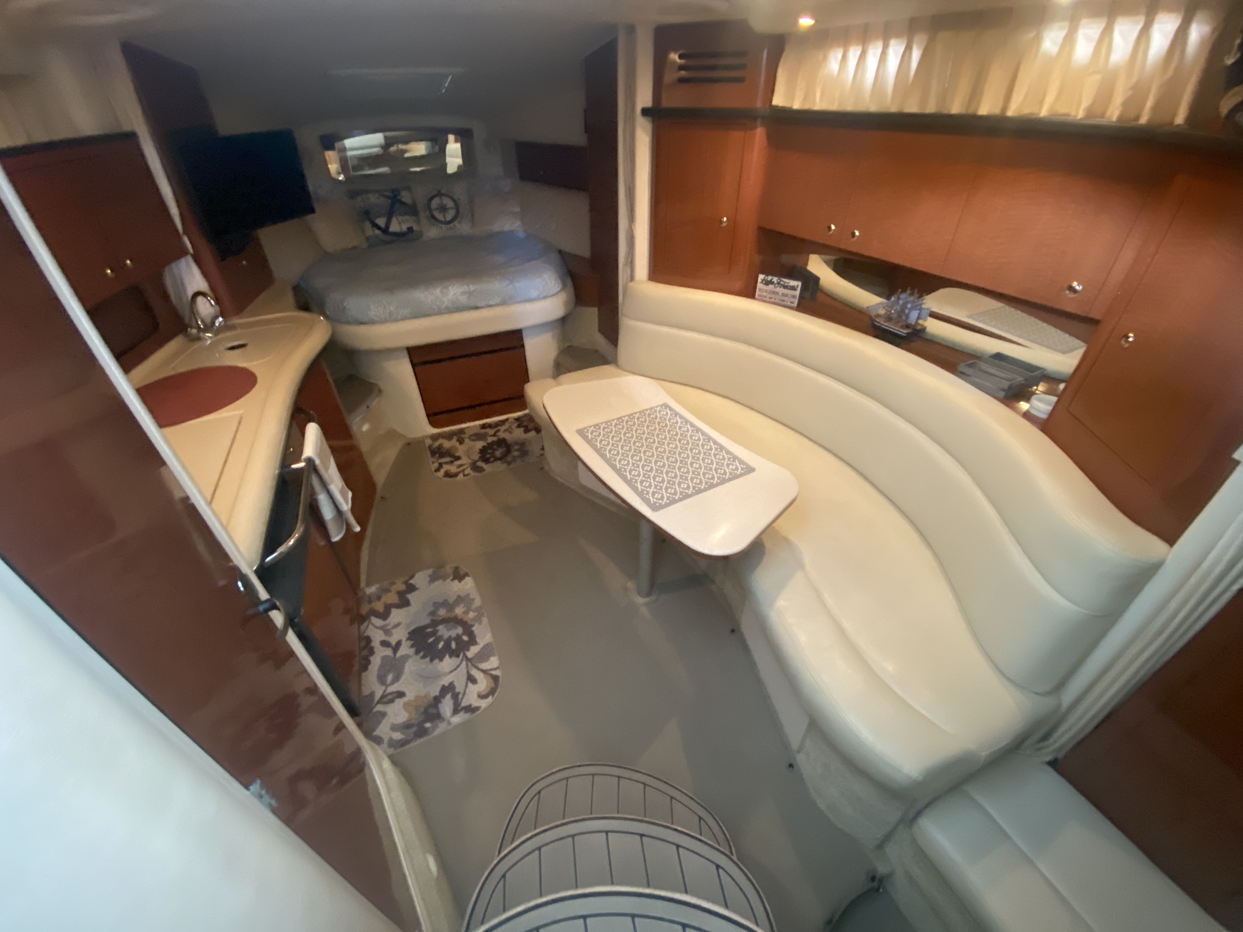 2003 Sea Ray 320 Sundancer - Image 31