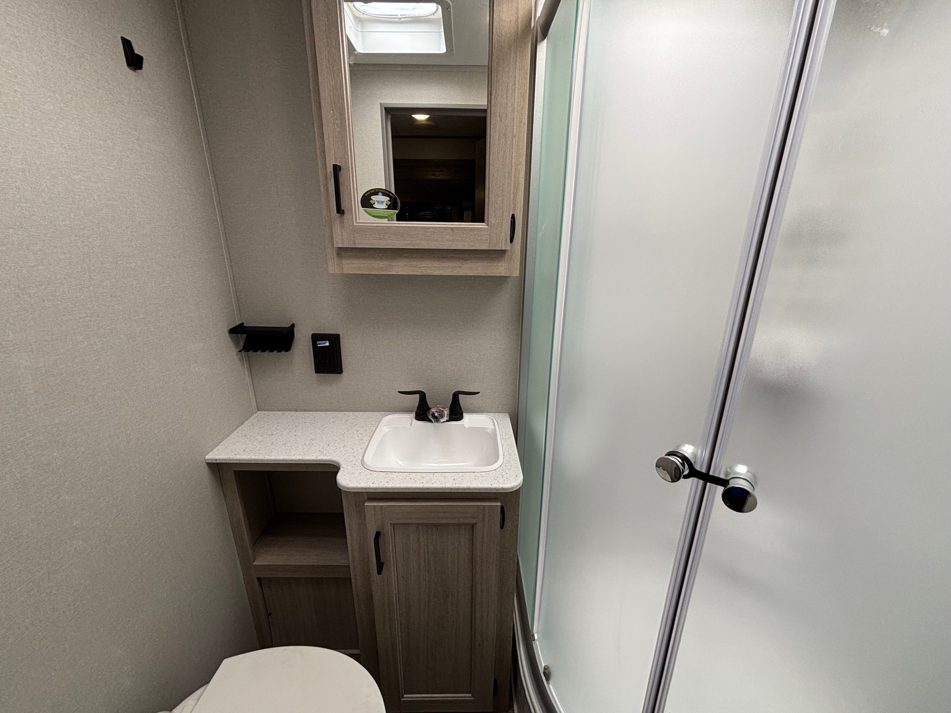 2026 Coachmen Catalina Legacy Edition 343BHTS - Image 21