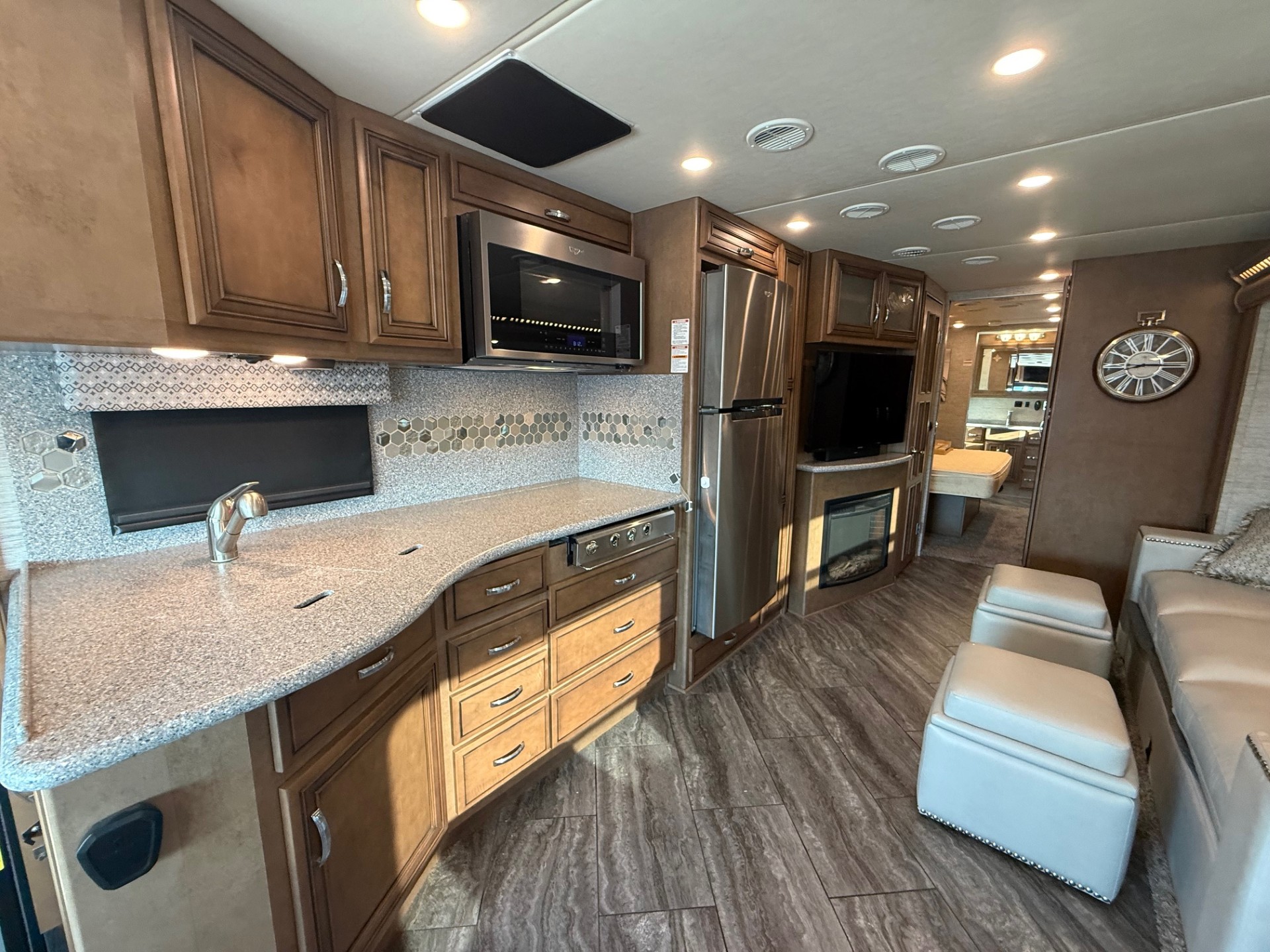 2020 NEWMAR BAYSTAR 3609 - Image 5
